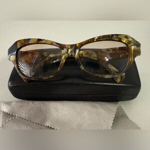 Women's Fashion Eyeglasses in Tortoiseshell Brown and Amber